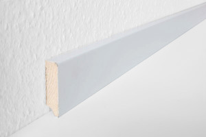 Weiß foliert - Ziro Echtholz Fußbodenleiste Modern-58 Weiß foliert - Ziro Echtholz Fußbodenleiste Modern-58